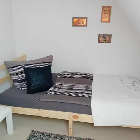 Gemuetlichkeit Apartment Schneeberg (Saxony)
